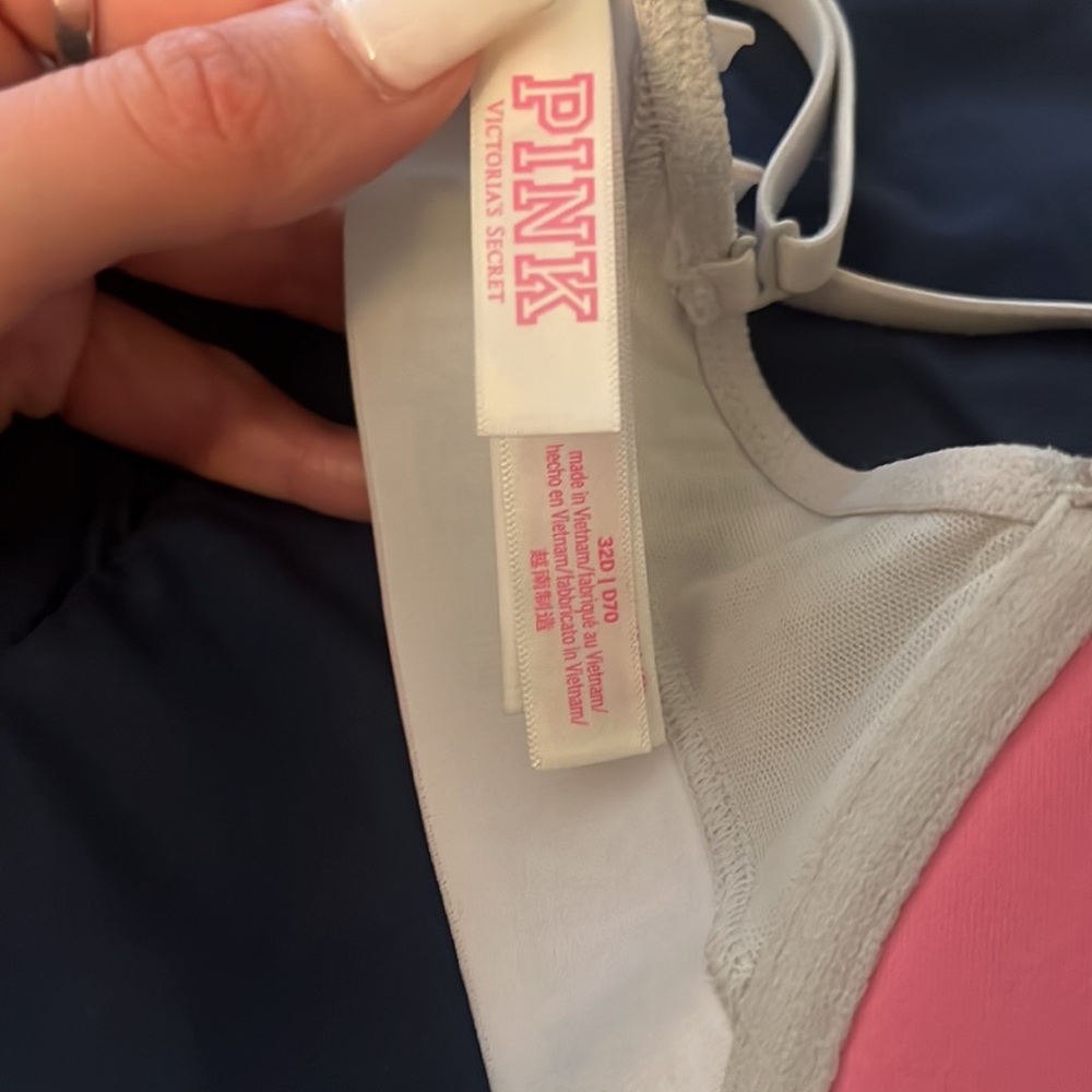 Bra - Picture 3 of 3